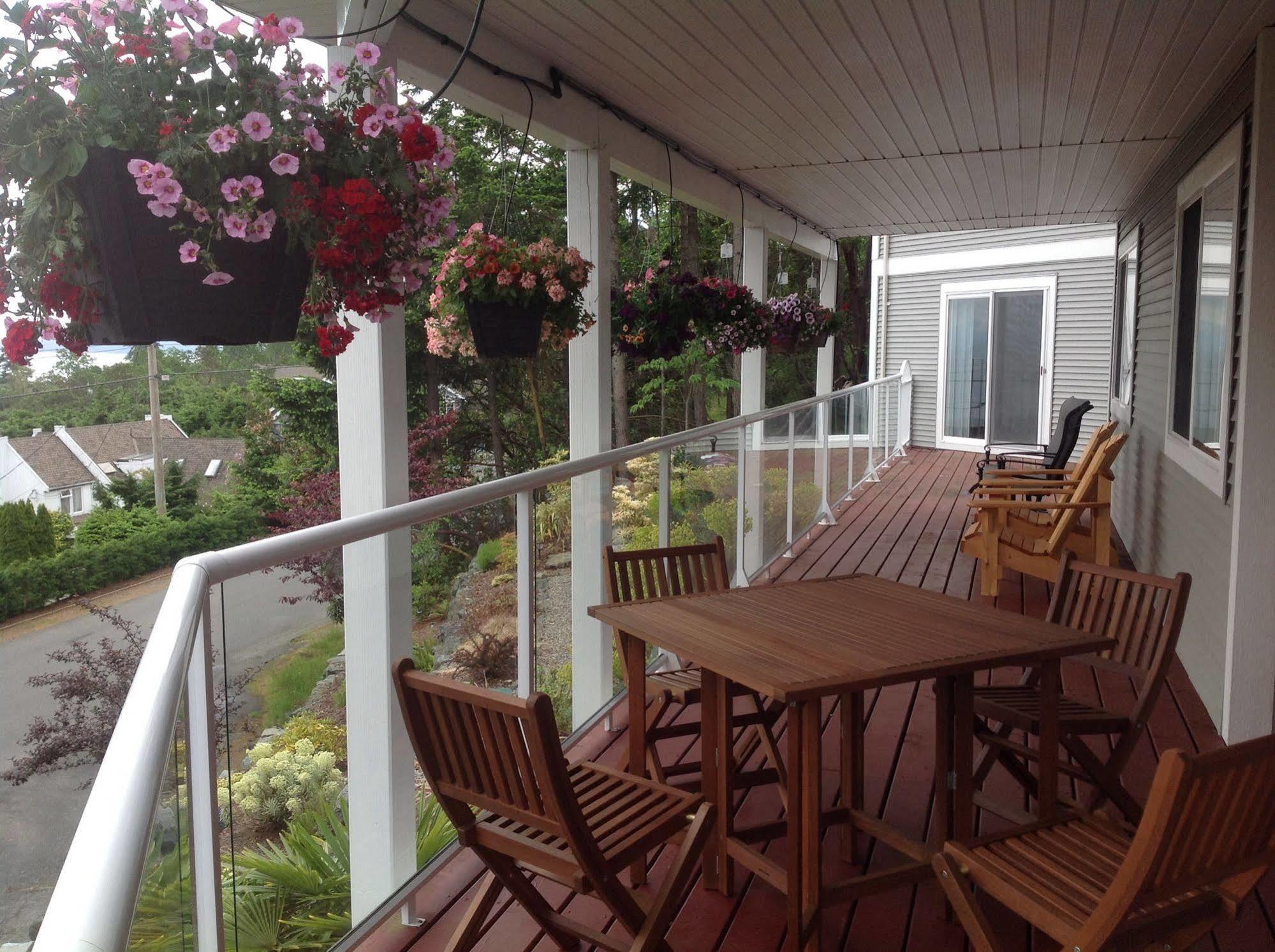 Nanaimo Ocean View Bed and Breakfast Exteriör bild